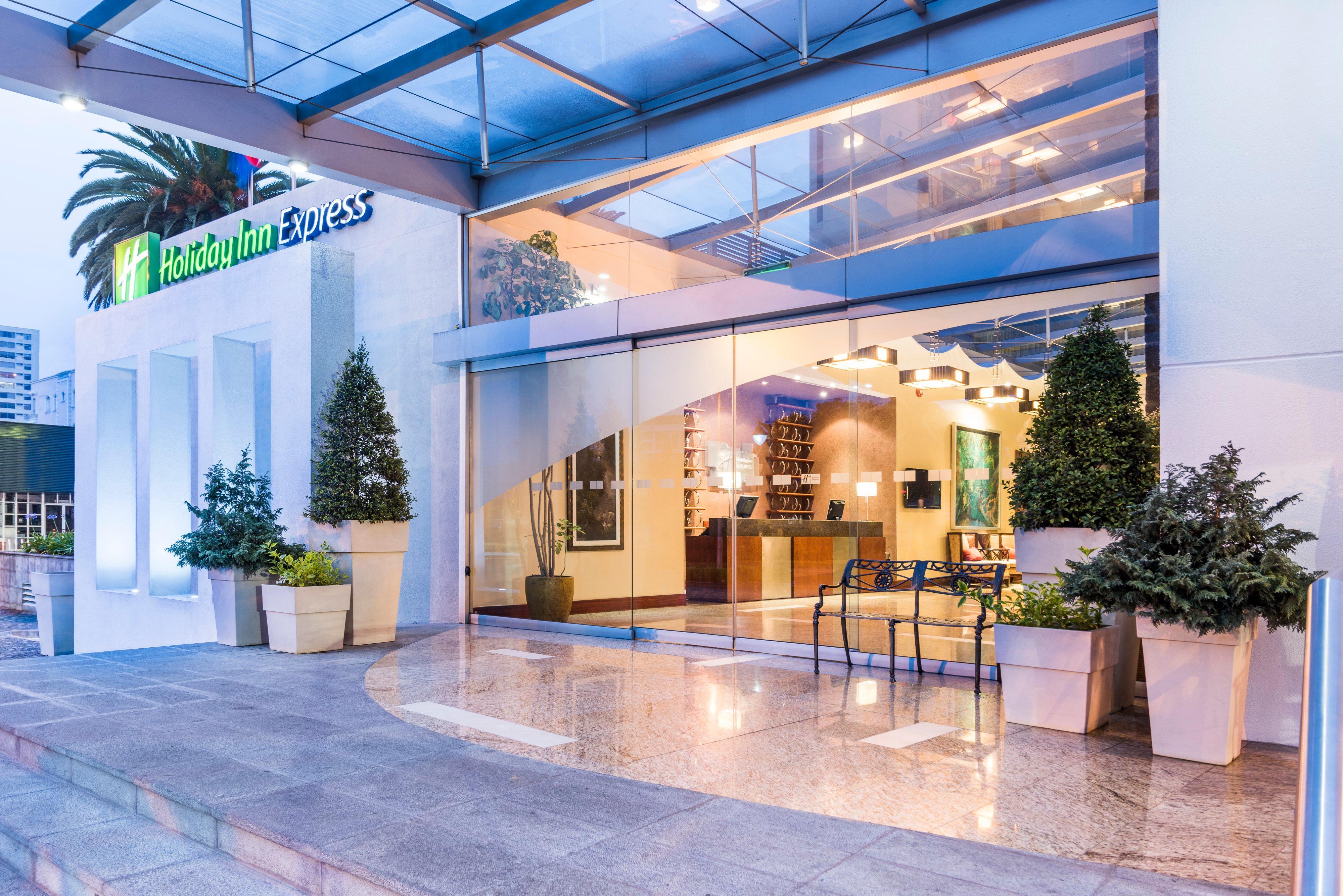 Holiday Inn Express Quito, An Ihg Hotel Bagian luar foto