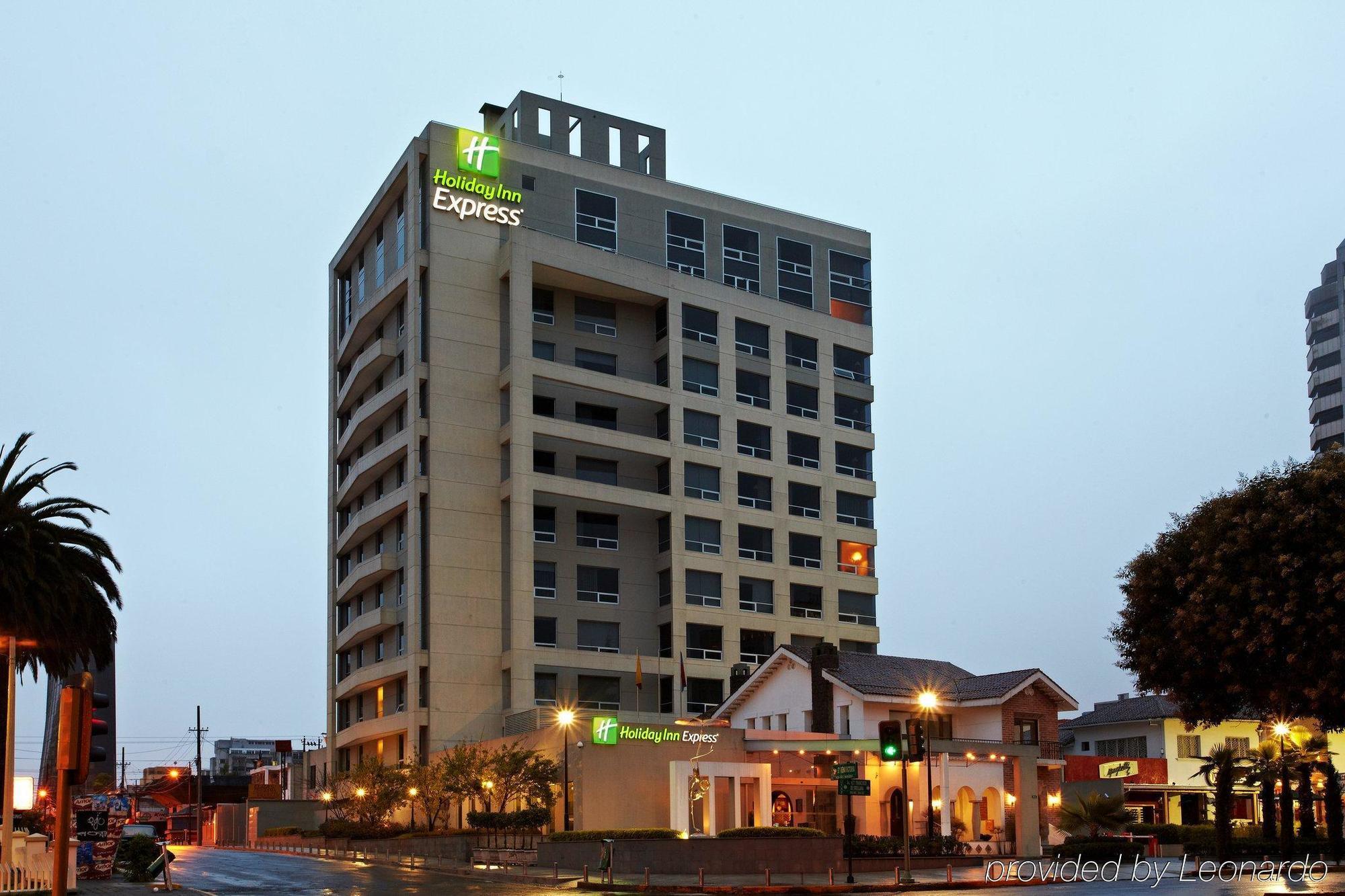 Holiday Inn Express Quito, An Ihg Hotel Bagian luar foto