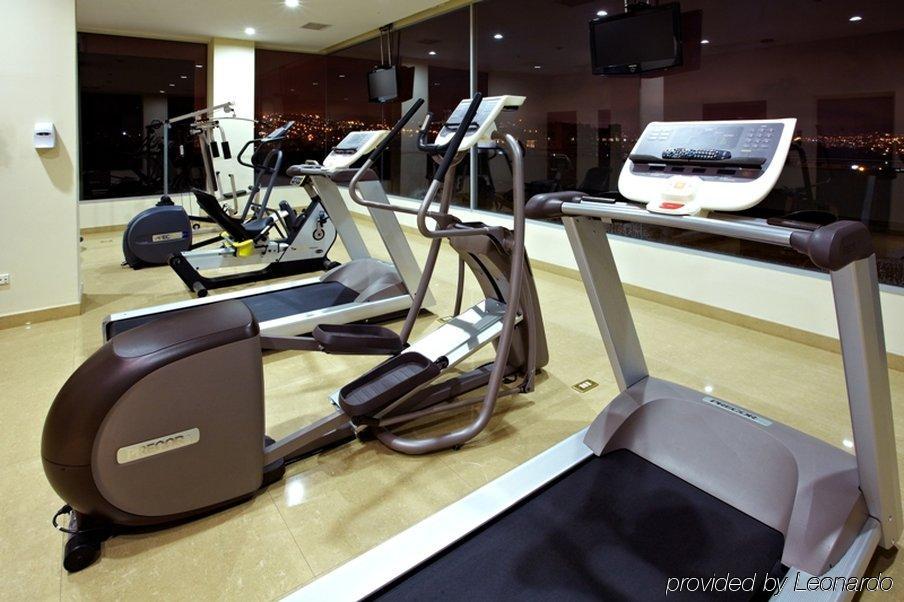 Holiday Inn Express Quito By Ihg Bagian luar foto